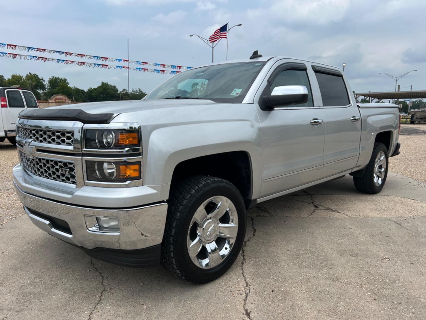 2015 Silver /Gray Chevrolet Silverado 1500 LTZ (3GCPCSEC2FG) with an 5.3L V8 engine, Automatic transmission, located at 4520 Airline Hwy, Baton Rouge, LA, 70805, (225) 357-1497, 30.509325, -91.145432 - 2015 Chevy Crew Cab LTZ 5.3 V8 Gas, 161K Miles, Heated & Cooled Leather Seats, Sunroof, Backup Camera, Power Windows, Locks, Mirrors & Step Boards, Cold A/C, Bose, Bed Cover, Tow Pkg. FOR INFO PLEASE CONTACT JEFF AT 225 357-1497 CHECK OUT OUR A+ RATING WITH THE BETTER BUSINESS BUREAU WE HAVE BEEN A - Photo#0